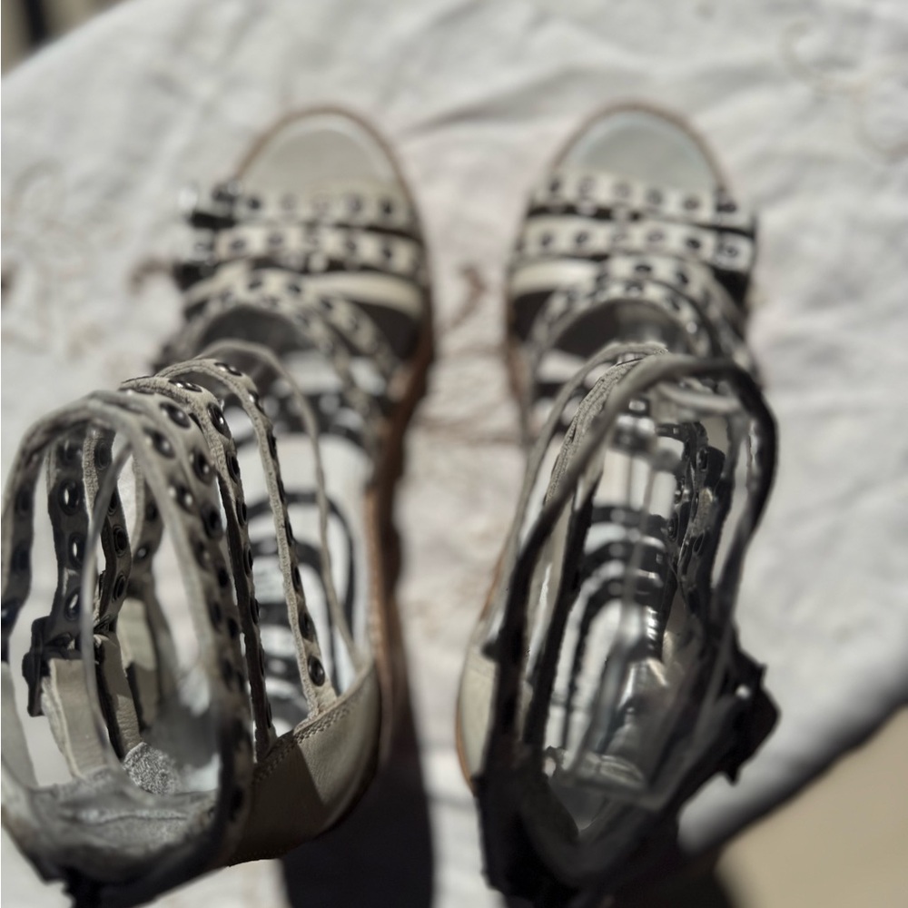 New Vintage Foundry Co. White Ivory Sandals heels gladiator strappy leather 6 - Picture 10 of 17